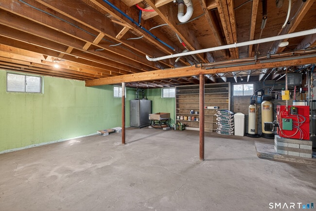 Building Photo - 9 Harbor View S