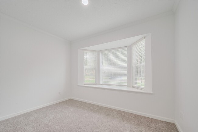 Building Photo - 5303 Lookout Mountain Dr