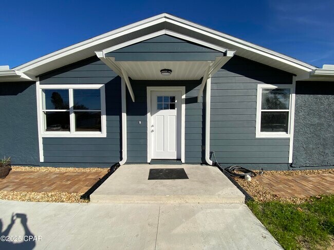 Building Photo - 3913 Verona Cir