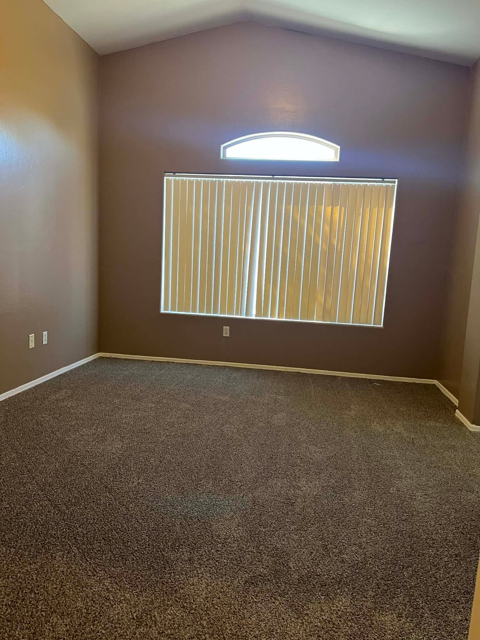 Building Photo - 8855 N Moonfire Dr