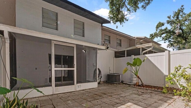 Building Photo - 11717 Wesson Cir E