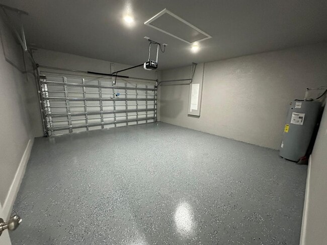 Building Photo - 6033 Kumquat Cir