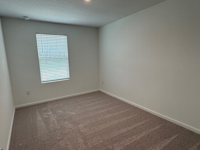 Building Photo - 11799 Sylvia St