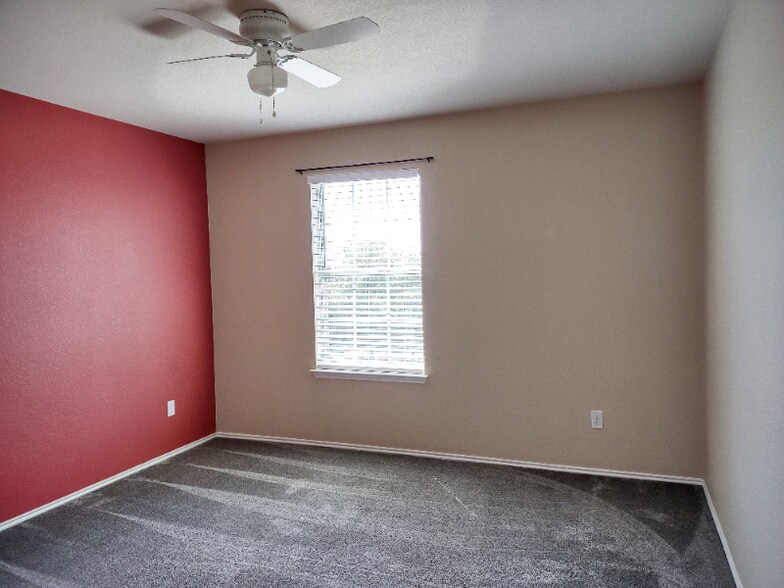 Building Photo - 11525 Murron Dr