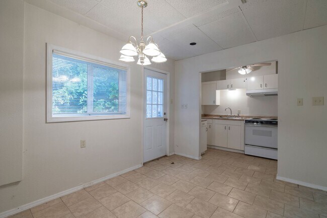 Building Photo - Seward Park