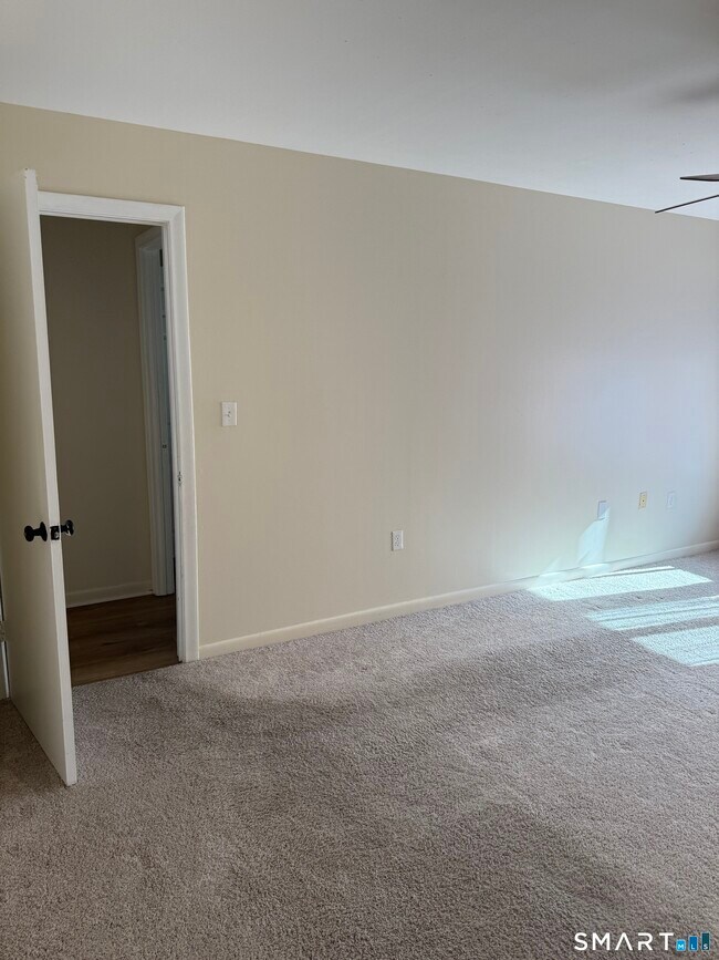 Building Photo - 2306 Cromwell Hills Dr