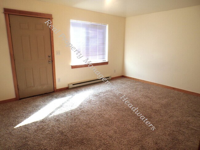 Building Photo - 2153 Gold Ave