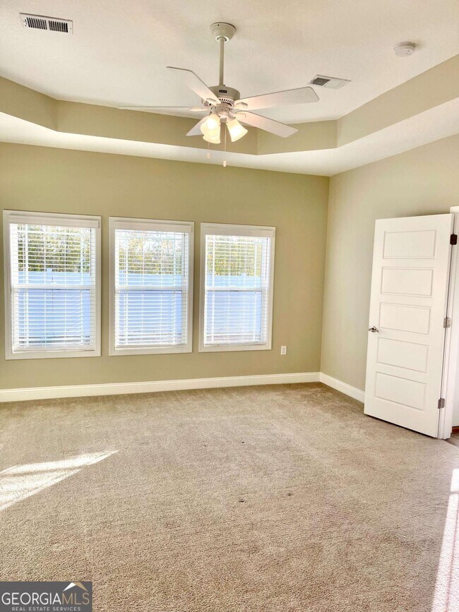 Building Photo - 160 The Villas Wy