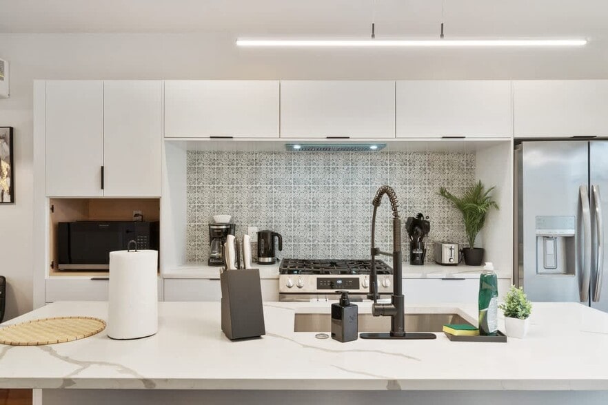 Kitchen - 1238 Butterfield Way