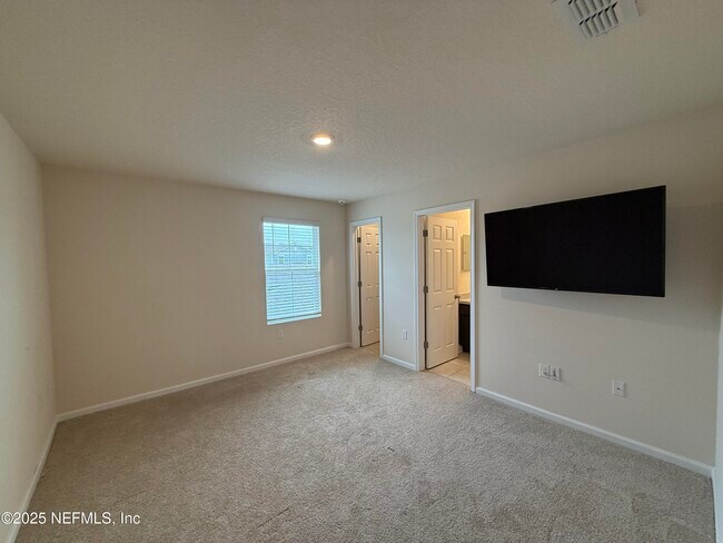 Building Photo - 967 Observatory Pkwy