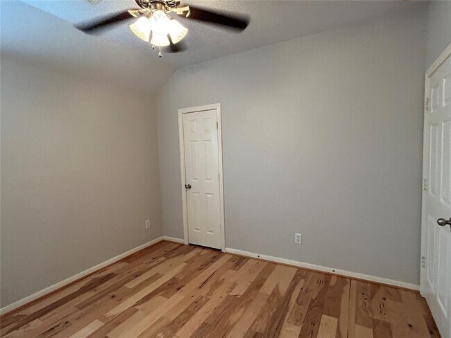 Building Photo - 13218 Southpoint Ln