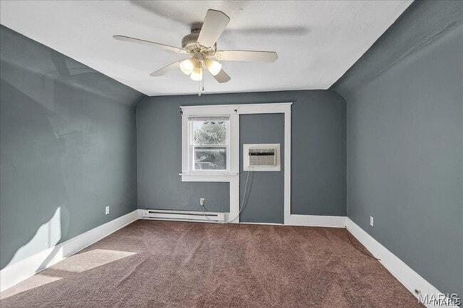 Building Photo - 221 Lebanon Ave