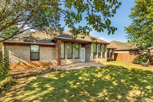 Building Photo - 2524 NW 165th Terrace