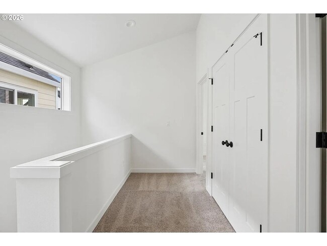 Building Photo - Beautiful Brand New Cottage - Modern Updates - Close to Washington Square