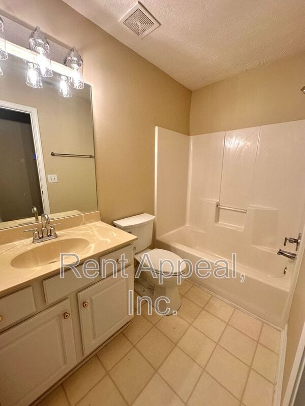 Building Photo - 185 Weatherstone Dr