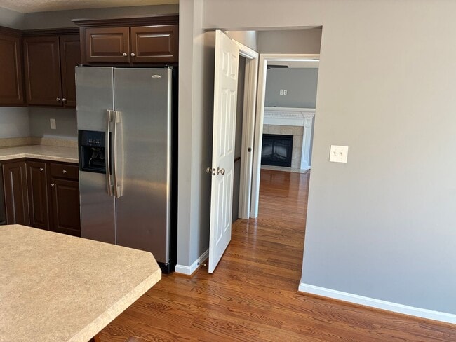 Building Photo - **ELIZABETHTOWN INDEPENDENT SCHOOL DISTRICT**