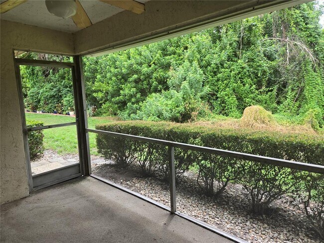 Building Photo - 7056 W Country Club Dr N