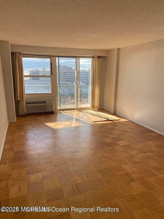 Building Photo - 480 Ocean Ave