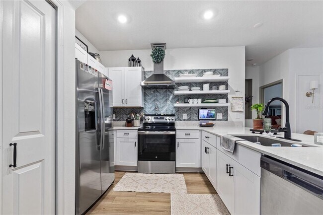 Building Photo - 10070 Trumpet Honeysuckle Wy