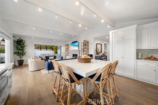 Building Photo - 45 Emerald Bay