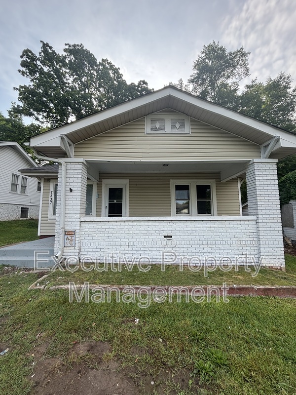 Primary Photo - 7337 Queenstown Ave