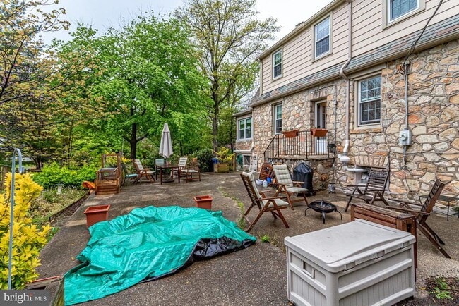 Building Photo - 3045 Olin Dr