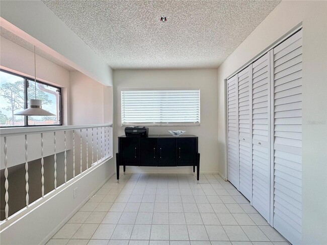 Building Photo - 715 Magnolia Pl