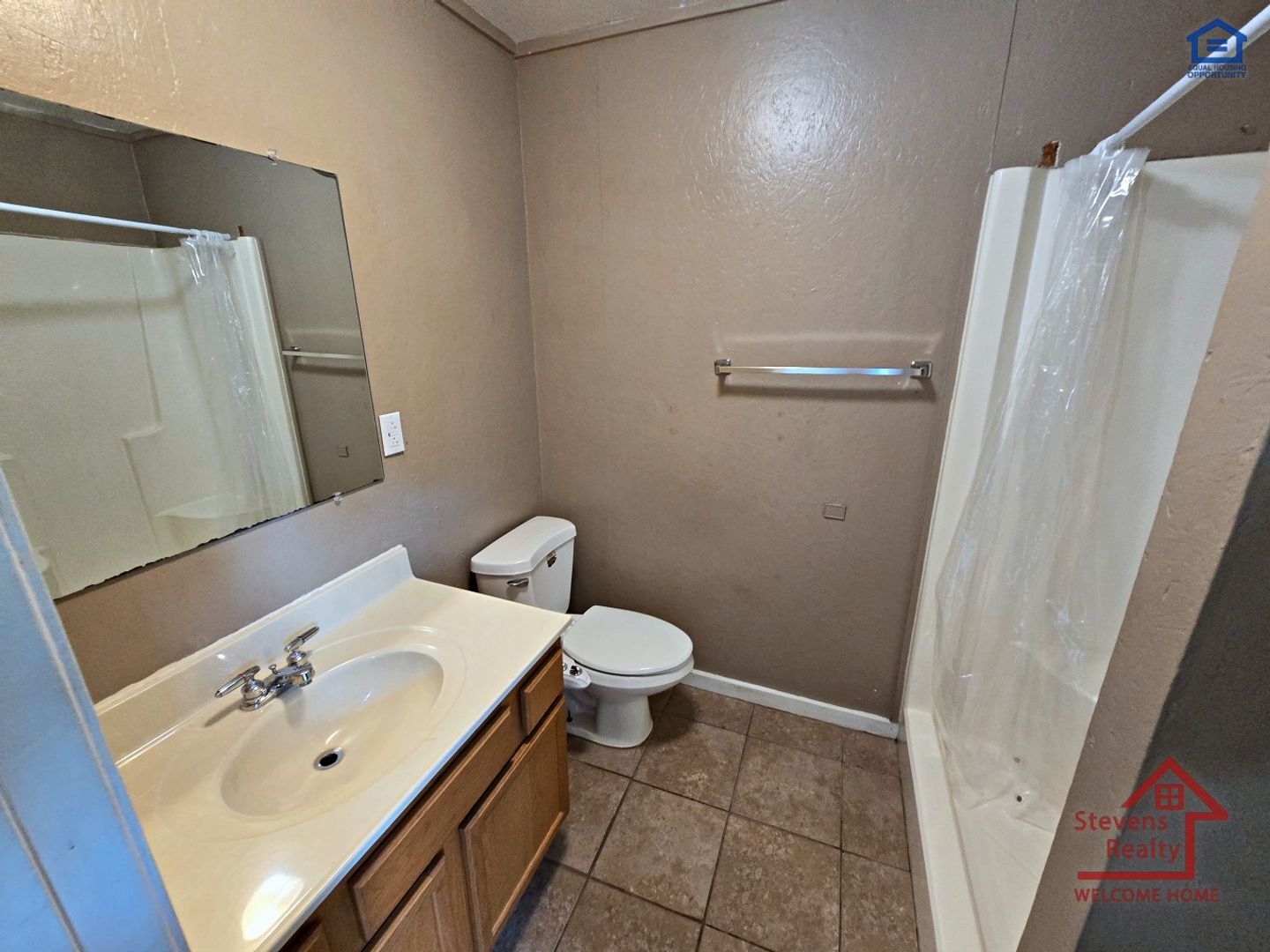 Building Photo - 620 Allie Ln