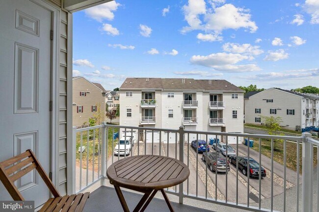 Building Photo - 3070 Goshen Dr