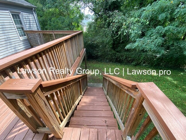 Building Photo - Two Bedroom Home In Salem with Spacious Ya...