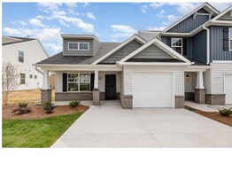 Building Photo - 3-Bedroom Townhome with Patio in Greensboro