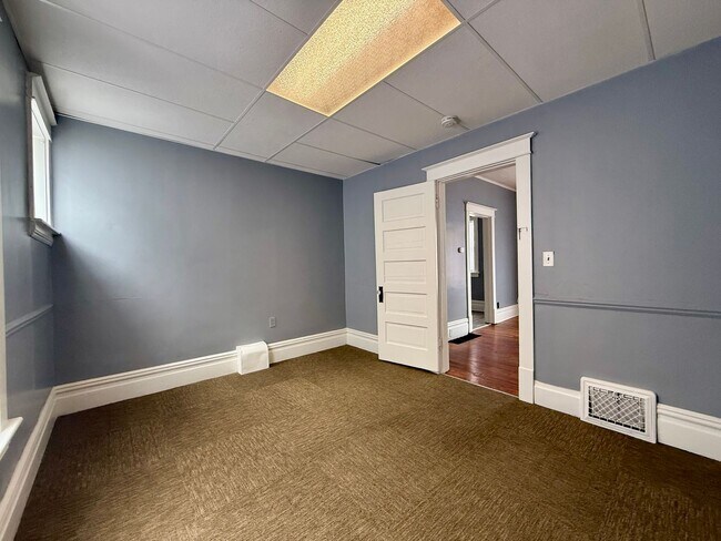 Building Photo - Two Bedroom Home in Muskegon