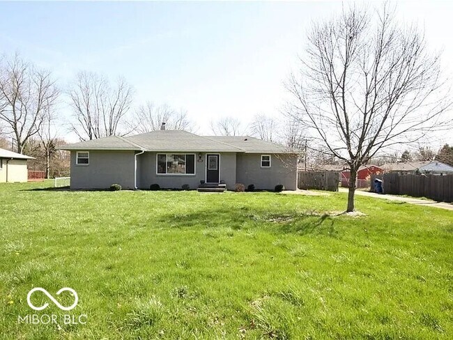Primary Photo - 115 W Banta Rd