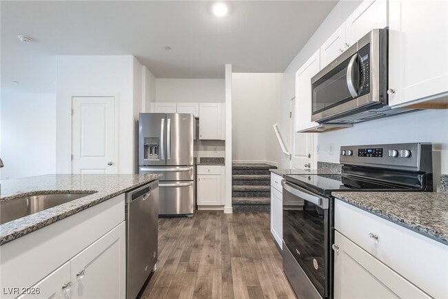 Building Photo - 12743 Epperly St