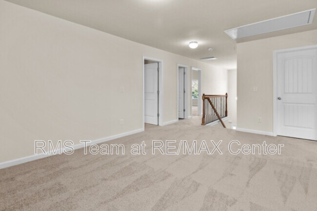 Building Photo - 3379 Gardenside Walk SW