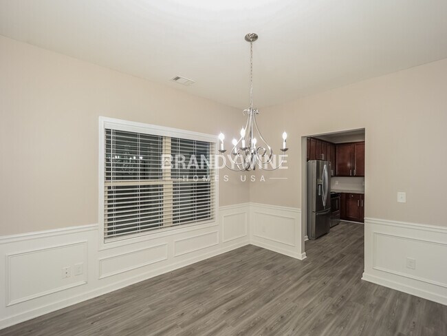 Building Photo - 6550 Splitpine Ct