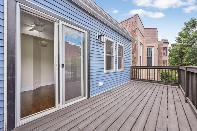 Building Photo - 6547 S Langley Ave