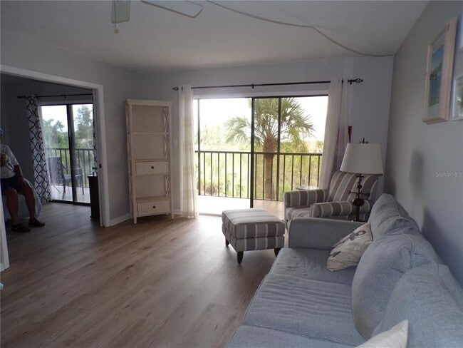 Building Photo - 25188 Marion Ave