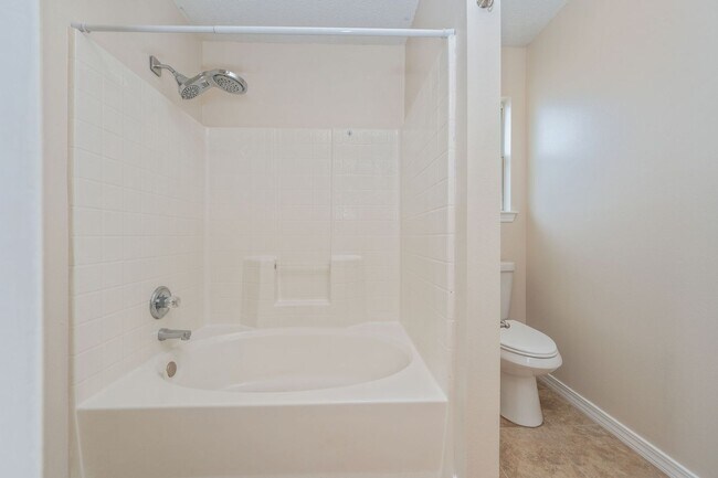 Building Photo - 7648 Chablis Cir