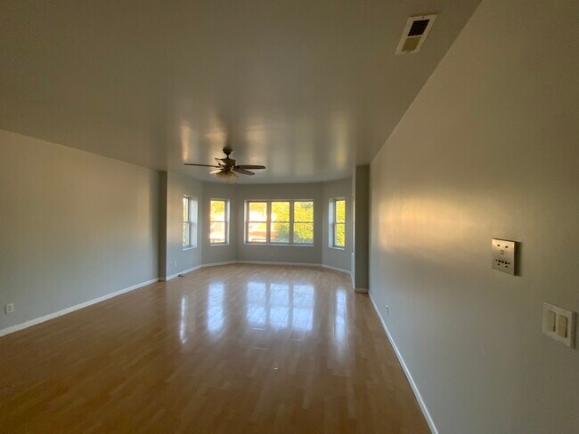 Building Photo - 6508 S Morgan St