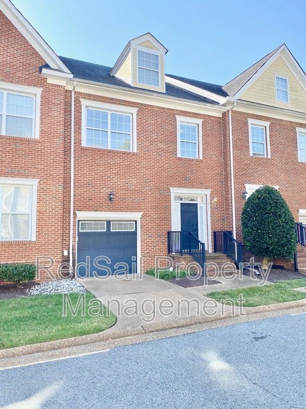 Primary Photo - 315 W Constance Rd