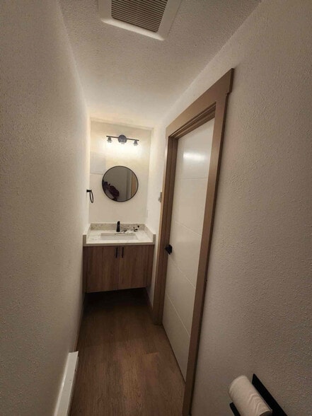 Building Photo - 6251 S 129th St