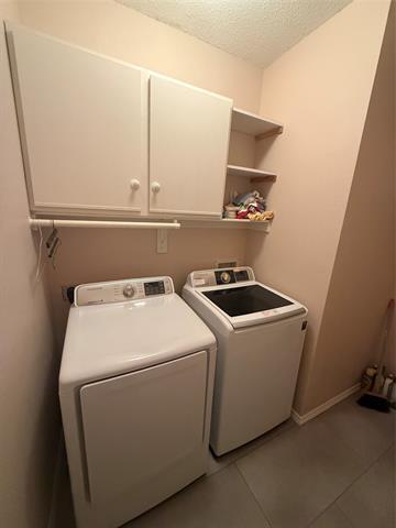 Building Photo - 4000 Juniper Ct