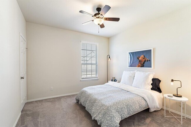 Building Photo - 3235 Longleaf Meadows Dr