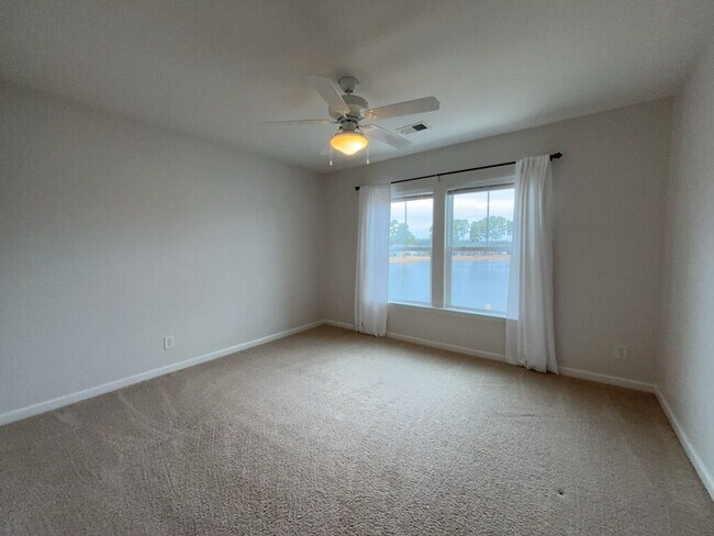 Building Photo - 292 Calm Water Way