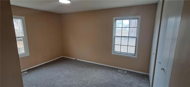 Building Photo - 3305 Chippewa Ln