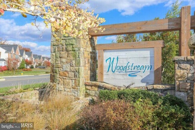 Building Photo - 262 Short Branch Rd