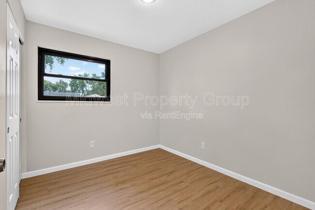 Building Photo - 216 Allen Dr