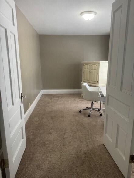 Lower Leve Bedroom 1 - 822 7th St S