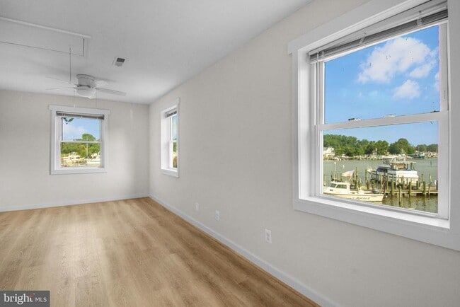 Building Photo - 6064 Drum Point Rd